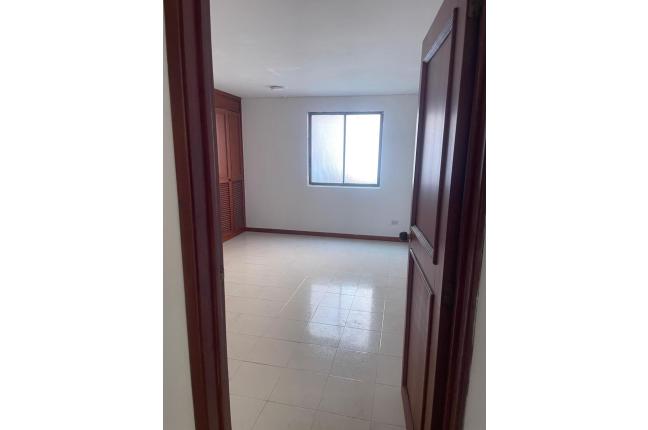 Apartamentos, Alquiler, Ciudad Jardín - $1.200.000