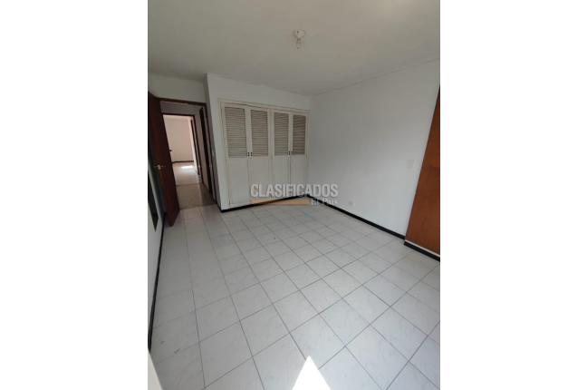 Apartamentos, Alquiler, Cuarto de Legua - $1.900.000