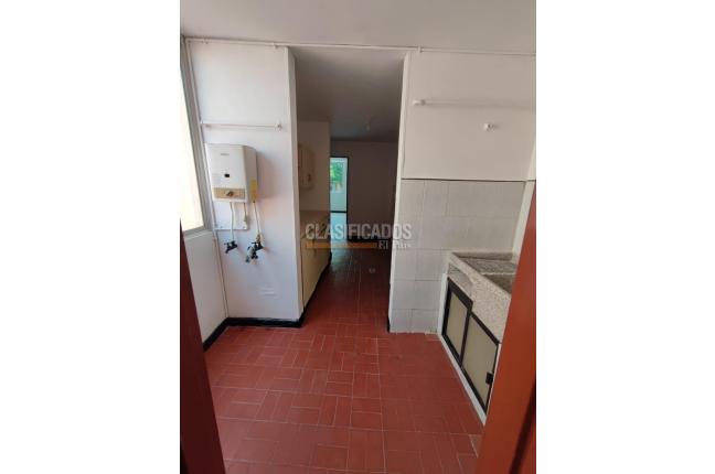 Apartamentos, Alquiler, Cuarto de Legua - $1.900.000