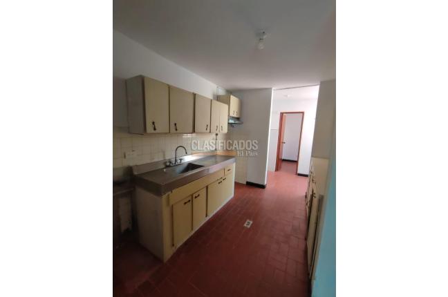 Apartamentos, Alquiler, Cuarto de Legua - $1.900.000