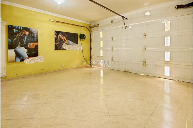 Casas, Alquiler en Ciudad Jardín