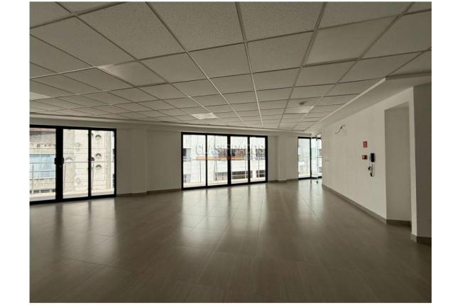 Edificios, Venta, Granada - $5.006.000.000