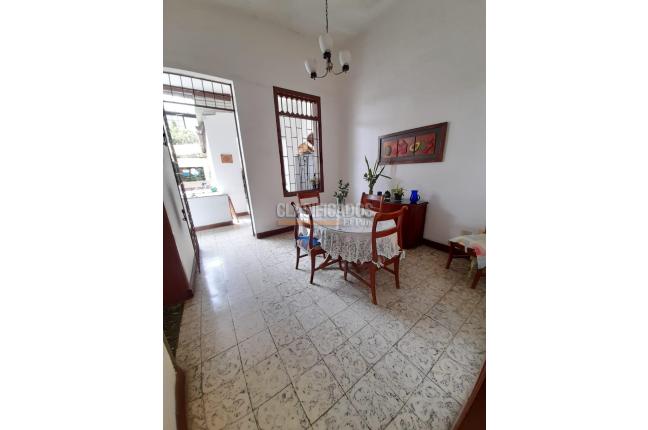 Casas, Venta, San Cayetano - $499.000.000