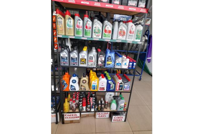 Montaje para almacen de motos - Mercancías Diversas