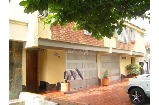 Casas, Venta en La Flora
