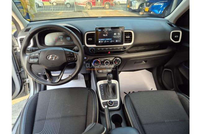 Hyundai Venue 2025 - $81.400.000