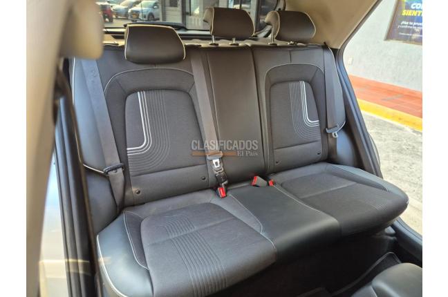 Hyundai Venue 2025 - $81.400.000
