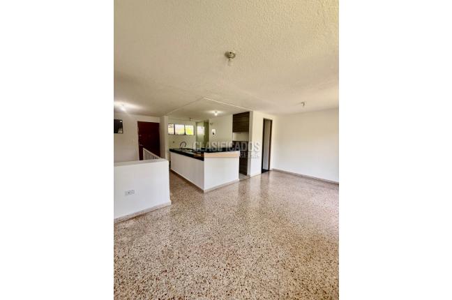 Apartamentos, Venta, Bella Suiza - $320.000.000