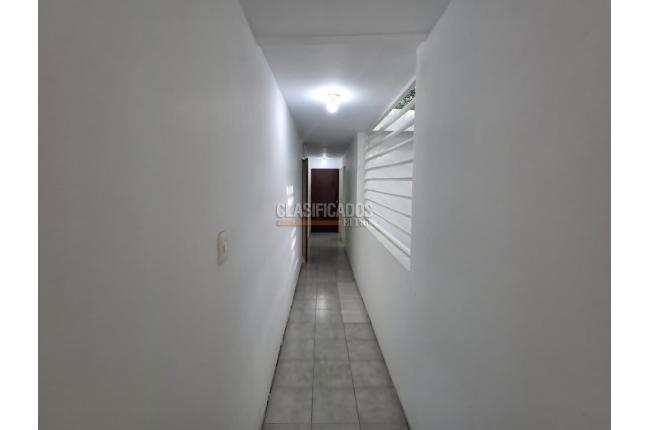 Apartamentos, Alquiler, San Vicente - $2.400.000