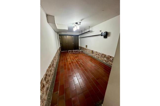 Casas, Venta, Versalles - $740.000.000
