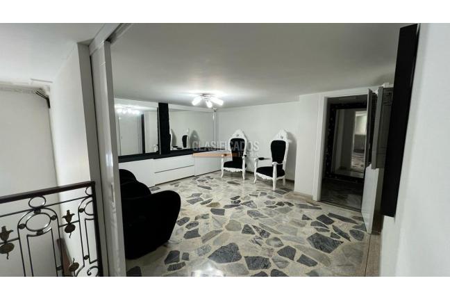 Casas, Venta, Versalles - $740.000.000