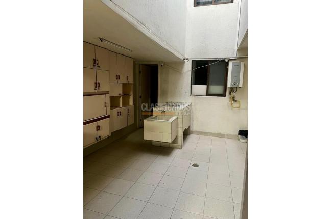 Casas, Venta, Versalles - $740.000.000
