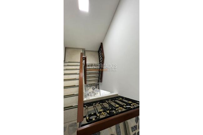 Casas, Alquiler, Versalles - $5.500.000