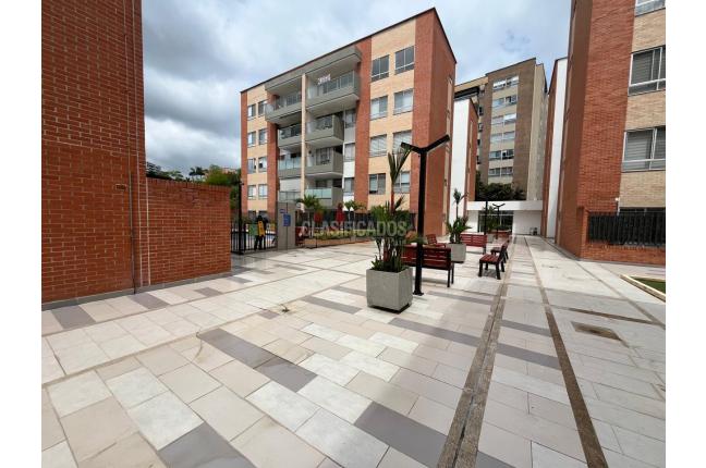 Apartamentos, Venta en Pance