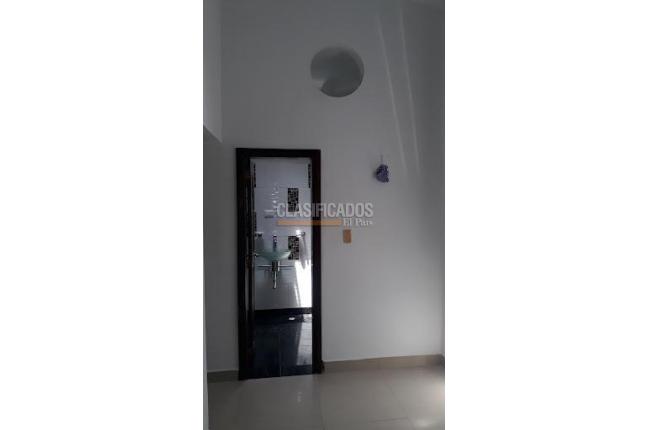 Casas, Alquiler, El Refugio - $3.600.000