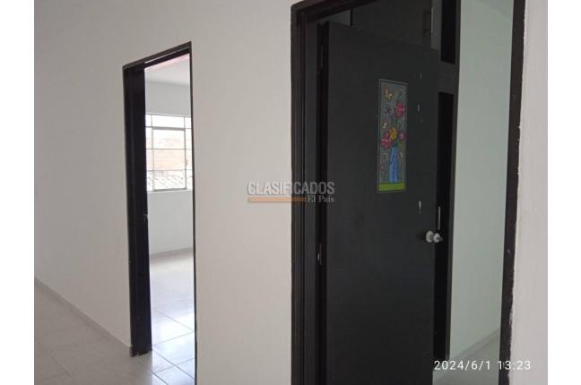 Casas, Alquiler, 20 de Julio - $1.300.000