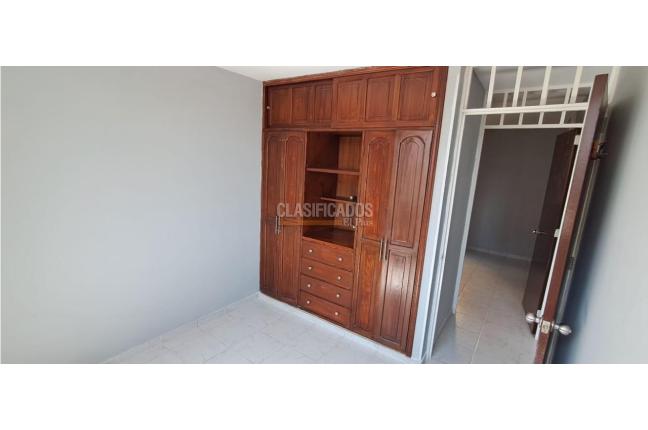 Apartamentos, Venta, Primero de Mayo - $240.000.000
