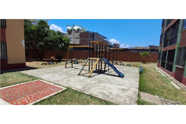Apartamentos, Venta, Primero de Mayo - $240.000.000