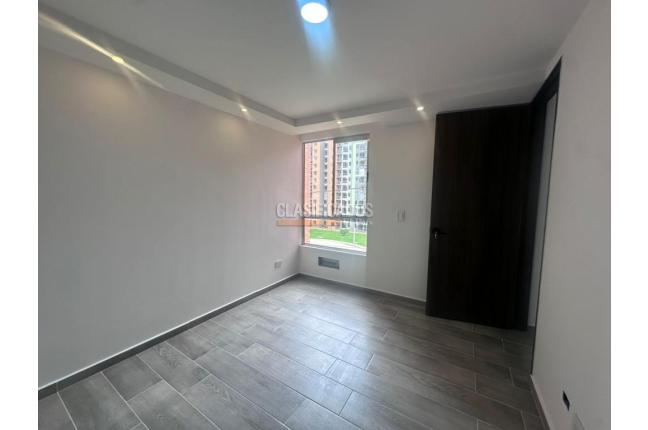 Apartamentos, Alquiler, Madrid - $1.300.000