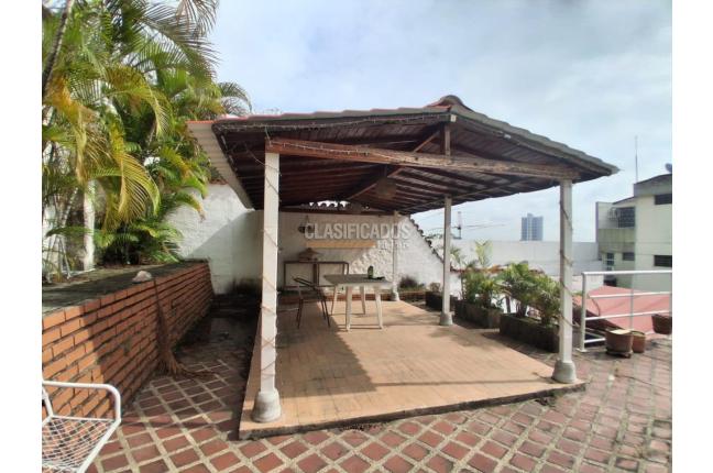 Apartamentos, Venta en Santa Mónica Residencial