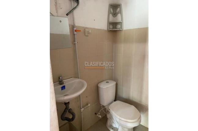 Apartaestudios, Alquiler, La Floresta - $550.000