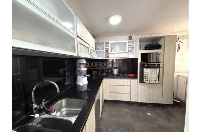 Apartamentos, Venta, Cerro Cristales - $650.000.000