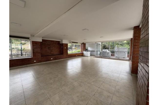 Apartamentos, Venta, Cerro Cristales - $650.000.000