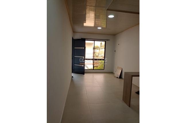 Apartamentos, Alquiler, Portales de Comfandi - $900.000