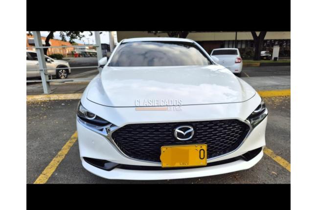 Mazda 3 2022