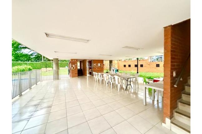 Apartamentos, Alquiler, Ciudad Jardín - $3.300.000