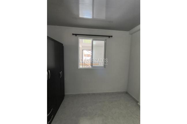 Apartamentos, Alquiler, Candelaria - $700.000