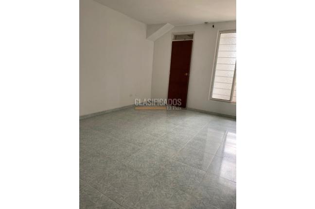 Casas, Alquiler, Colseguros Andes - $2.800.000