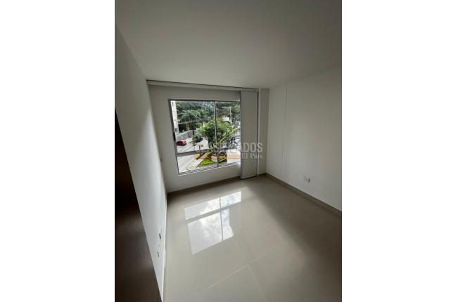 Apartamentos, Venta, Cerro Cristales - $760.000.000