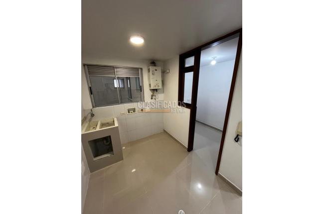 Apartamentos, Venta, Cerro Cristales - $760.000.000