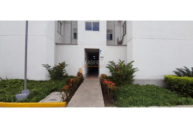 Apartamentos, Alquiler, Ciudad Pacifica - $1.300.000