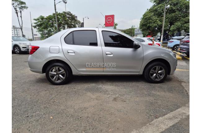 Renault Logan 2023 - $54.400.000