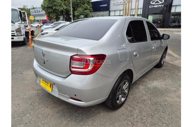 Renault Logan 2023 - $54.400.000