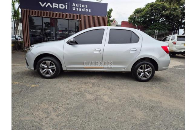Renault Logan 2023 - $54.400.000