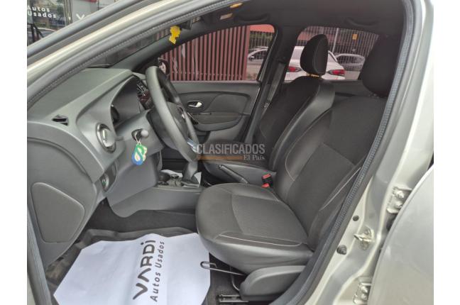 Renault Logan 2023 - $54.400.000