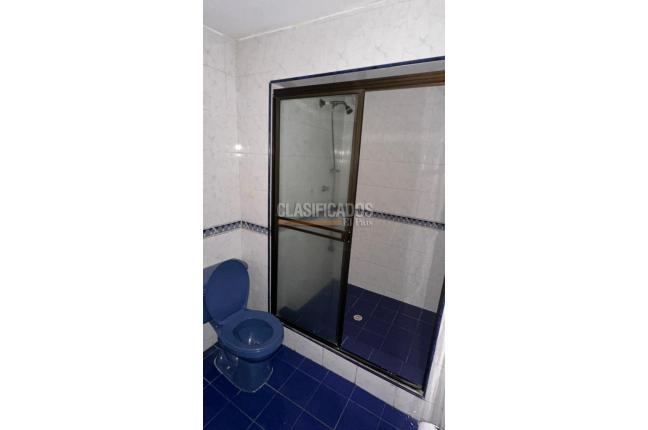 Apartamentos, Alquiler, Alcázares - $900.000