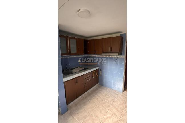 Apartamentos, Alquiler, Alcázares - $900.000