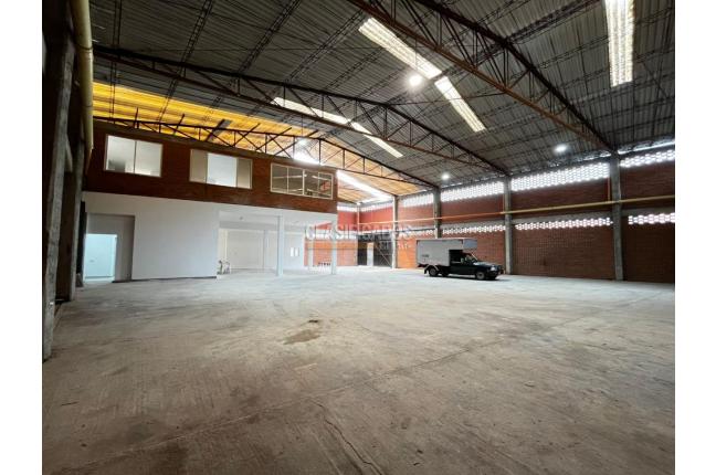Locales y Bodegas, Venta, Yumbo - $2.000.000.000