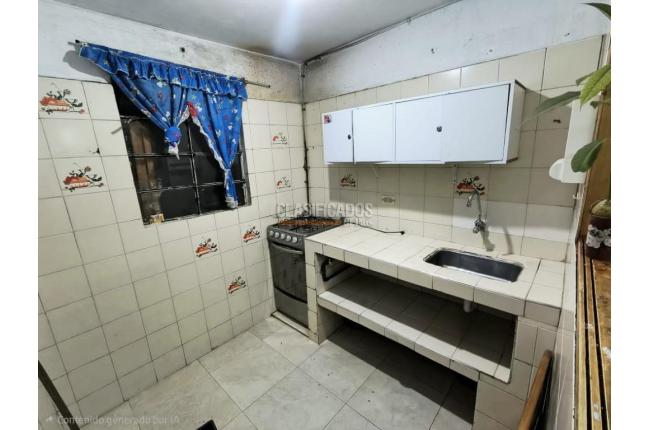 Casas, Alquiler, Bogotá - $1.000.000