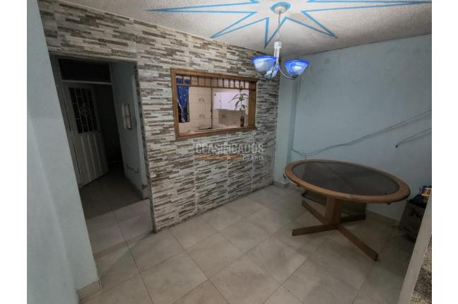 Casas, Alquiler, Bogotá - $1.000.000