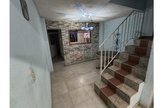 Casas, Alquiler, Bogotá - $1.000.000