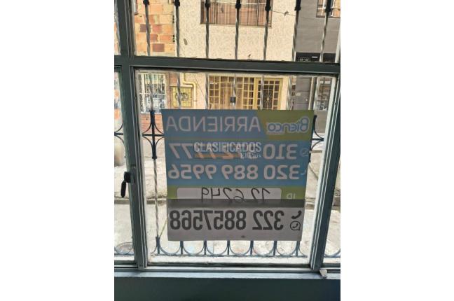 Casas, Alquiler, Bogotá - $1.000.000