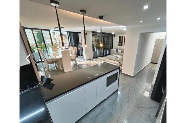 Casas, Venta, San Joaquín - $2.000.000.000
