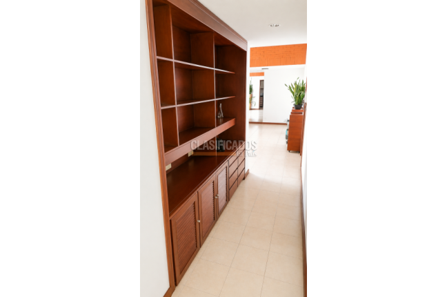 Apartamentos, Venta, Multicentro - $520.000.000