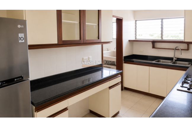 Apartamentos, Venta, Multicentro - $520.000.000