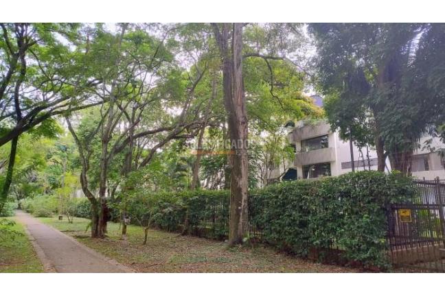 Apartamentos, Venta, Multicentro - $520.000.000